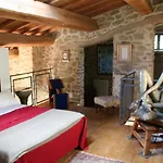 Holiday home Casale Monticchio