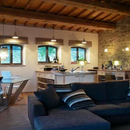 Casale Monticchio *